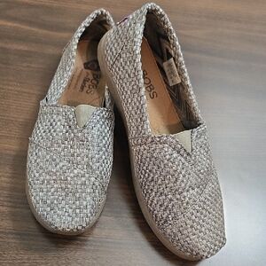 Skechers Women's Woven Gray Loafers